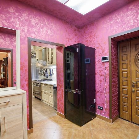 4You Apartaments Lviv Exteriör bild
